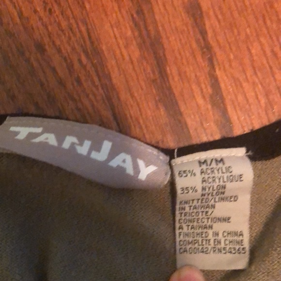 Block patterned T shirt - Picture 3 of 3